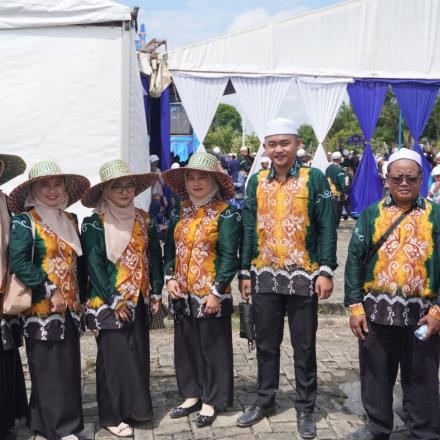 PEMDES BAWAHAN SEBERANG IKUT MERIAHKAN PAWAI TA'ARUF MTQ KE XLVIII DI KECAMATAN ASTAMBUL